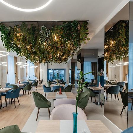 Hotel Clipa โดรเบตา-ตูร์นู เซเวริน ภายนอก รูปภาพ